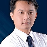 王育彰